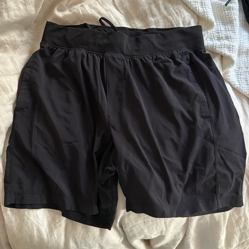 Lululemon Men’s Workout Shorts Size L